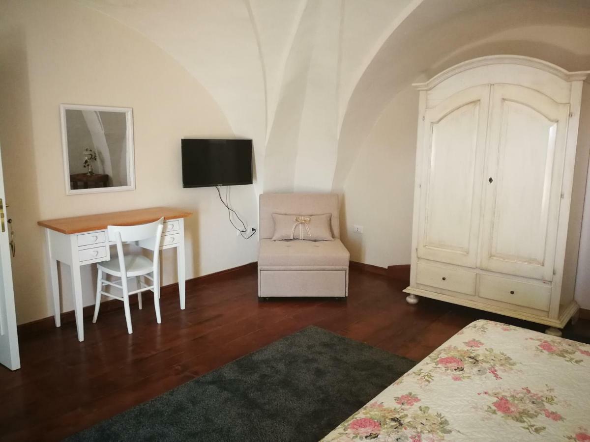 ホテルPalazzo Novecento ウジェント エクステリア 写真